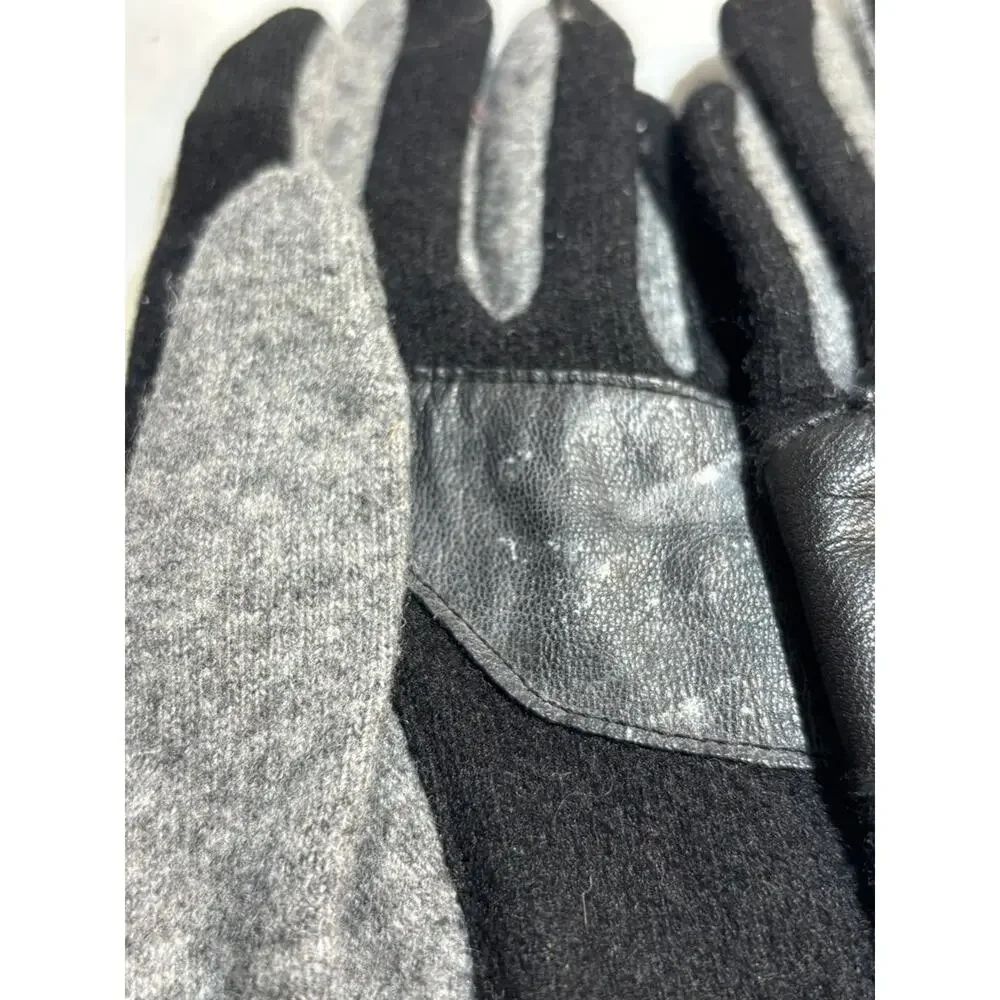 Echo Colorblock Wool Blend Gloves Womens